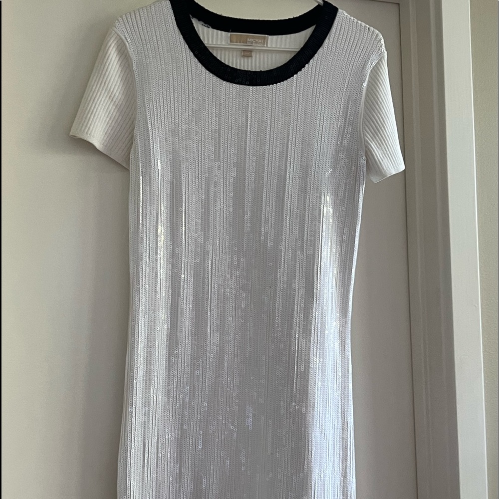 Michael Kors Sequins Size Medium White and Black dress